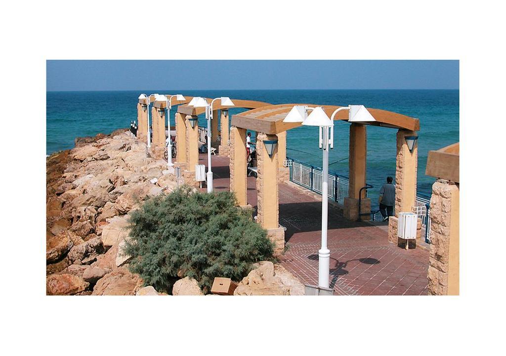 Апартаменты Ha-Aliya Sea View Нагария Экстерьер фото